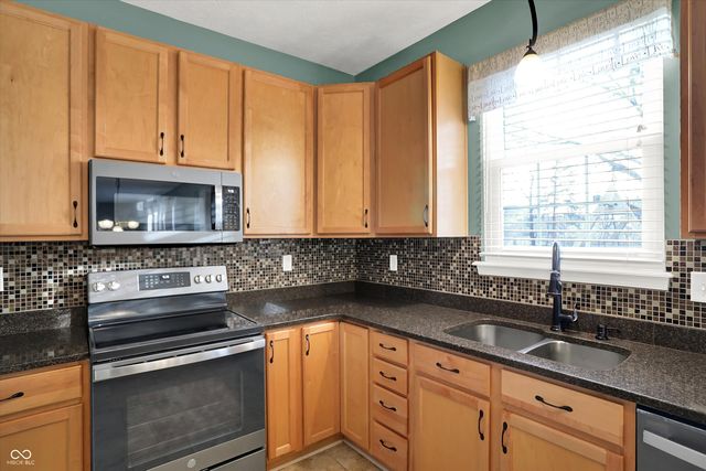 1298 Osprey Way, Greenwood, IN 46143