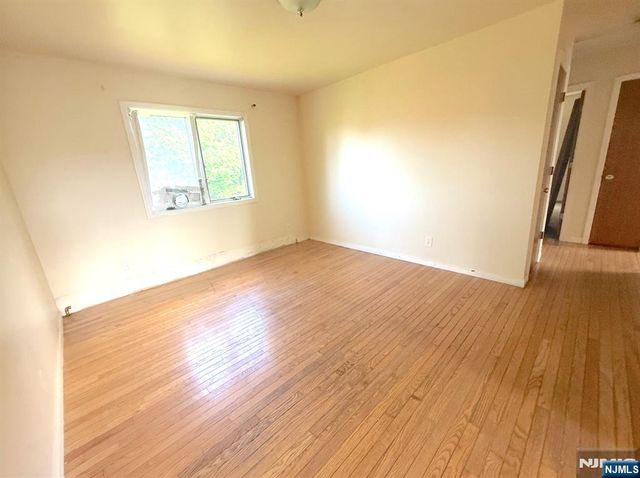 1 Short Street, Dumont, NJ 07628
