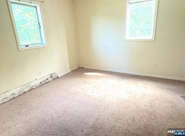 1 Short Street, Dumont, NJ 07628