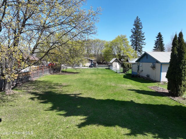912 Forest Ave, Sandpoint, ID 83864