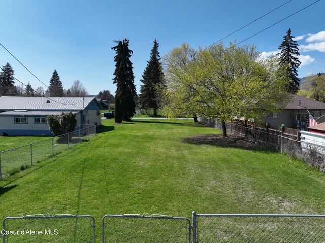 912 Forest Ave, Sandpoint, ID 83864