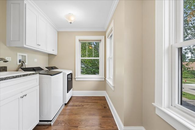 407 McKinley Avenue, Libertyville, IL 60048