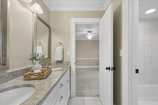 407 McKinley Avenue, Libertyville, IL 60048