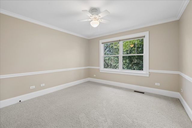 407 McKinley Avenue, Libertyville, IL 60048