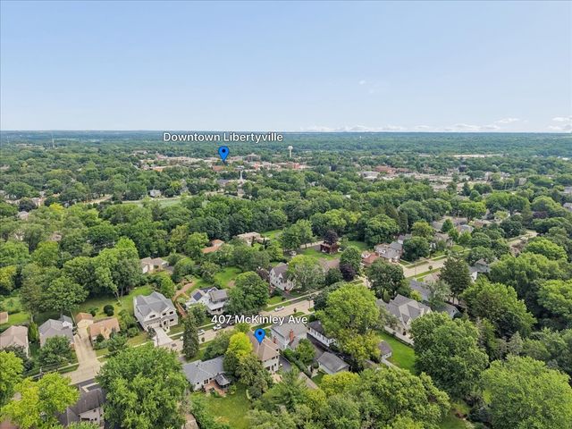 407 McKinley Avenue, Libertyville, IL 60048