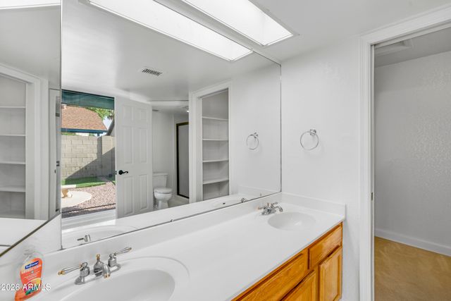 3832 E WALTANN Lane, Phoenix, AZ 85032