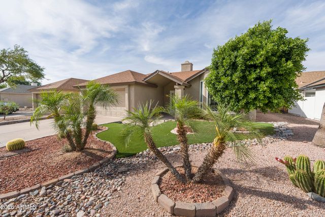 3832 E WALTANN Lane, Phoenix, AZ 85032