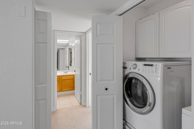 3832 E WALTANN Lane, Phoenix, AZ 85032