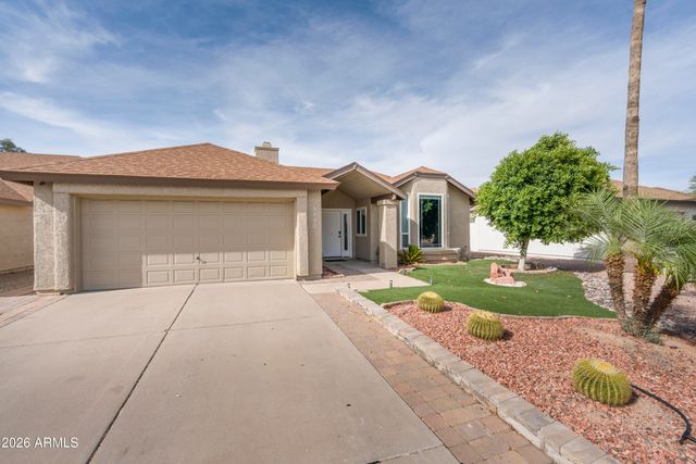 3832 E WALTANN Lane, Phoenix, AZ 85032