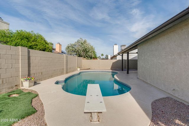 3832 E WALTANN Lane, Phoenix, AZ 85032