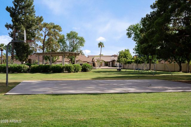 3832 E WALTANN Lane, Phoenix, AZ 85032