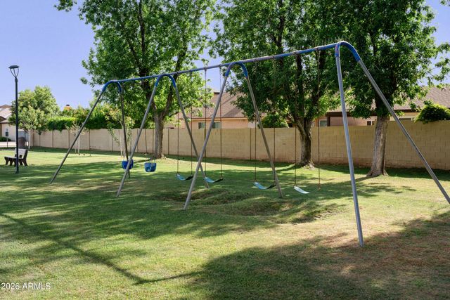 3832 E WALTANN Lane, Phoenix, AZ 85032