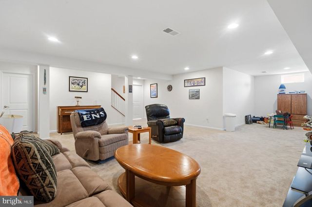 36 KAITLYN DR, Hanover, PA 17331