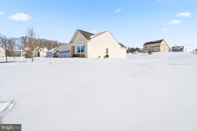 36 KAITLYN DR, Hanover, PA 17331