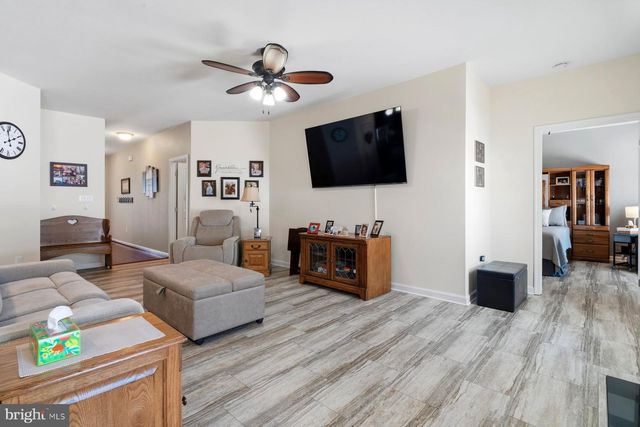 36 KAITLYN DR, Hanover, PA 17331