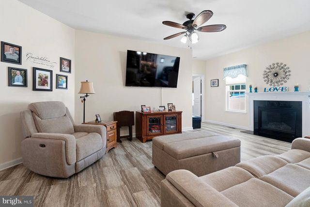 36 KAITLYN DR, Hanover, PA 17331