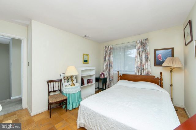 162 KIRKBRIDE RD, Voorhees, NJ 08043