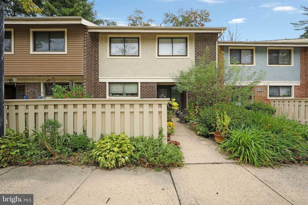 162 KIRKBRIDE RD, Voorhees, NJ 08043