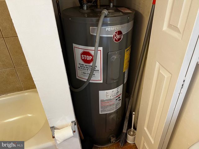 484 HARRISON AVE, Mantua, NJ 08051