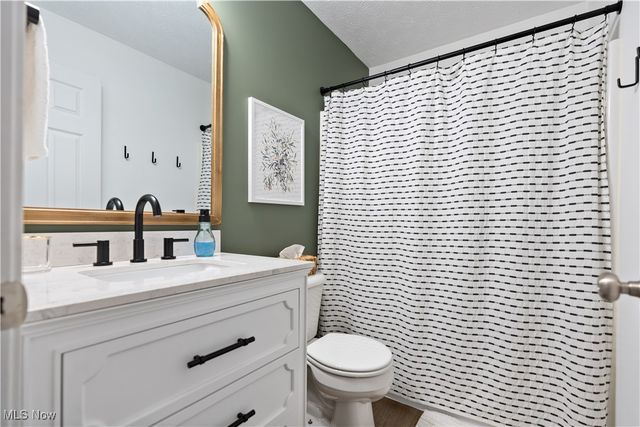 884 Highridge Lane, Kent, OH 44240