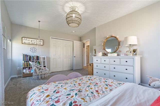 884 Highridge Lane, Kent, OH 44240