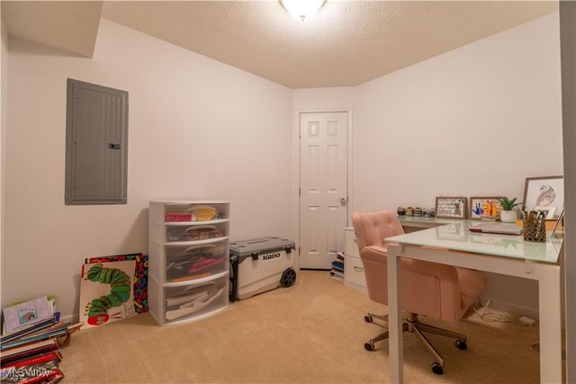 884 Highridge Lane, Kent, OH 44240