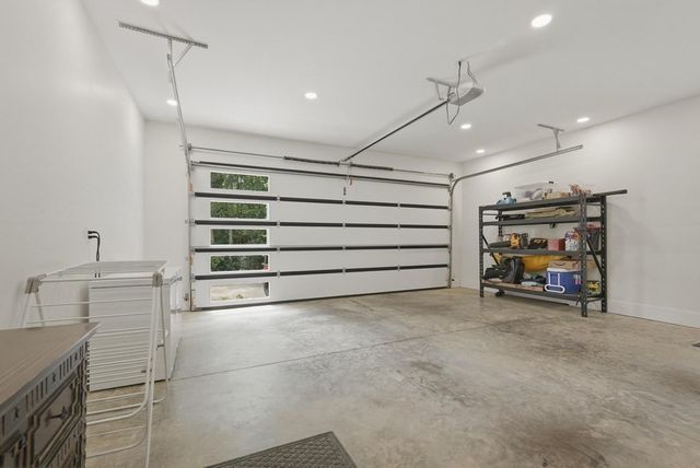 629 Longstreet Dr, Cookeville, TN 38506