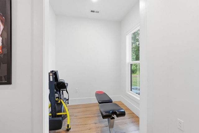 629 Longstreet Dr, Cookeville, TN 38506