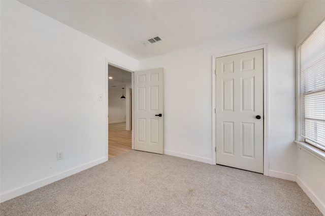 203 East Place, White Settlement, TX 76108