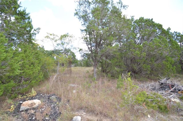 360 Jennifer LN, Driftwood, TX 78619