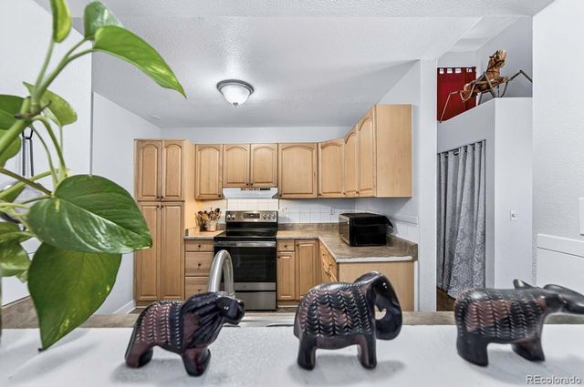 2230 Del Mar Drive, Colorado Springs, CO 80910
