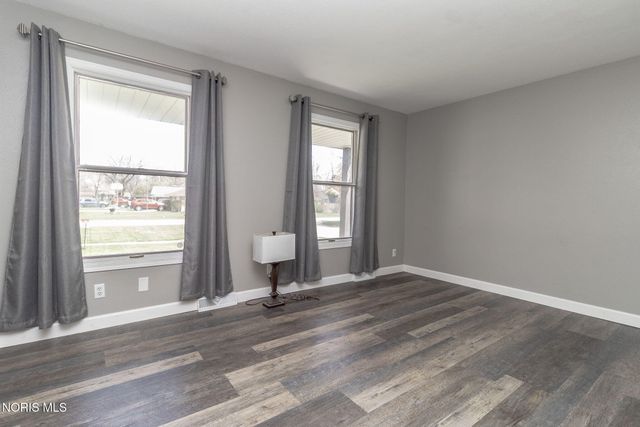 2634 Green Valley Drive, Toledo, OH 43614
