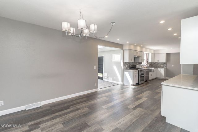 2634 Green Valley Drive, Toledo, OH 43614