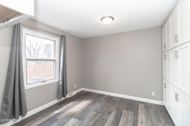 2634 Green Valley Drive, Toledo, OH 43614