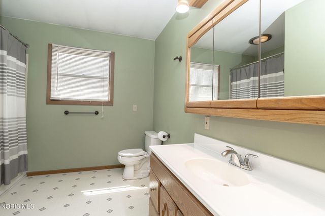 2634 Green Valley Drive, Toledo, OH 43614