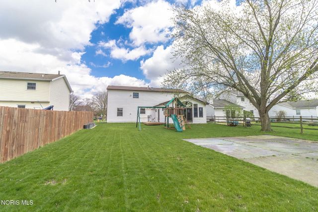 2634 Green Valley Drive, Toledo, OH 43614