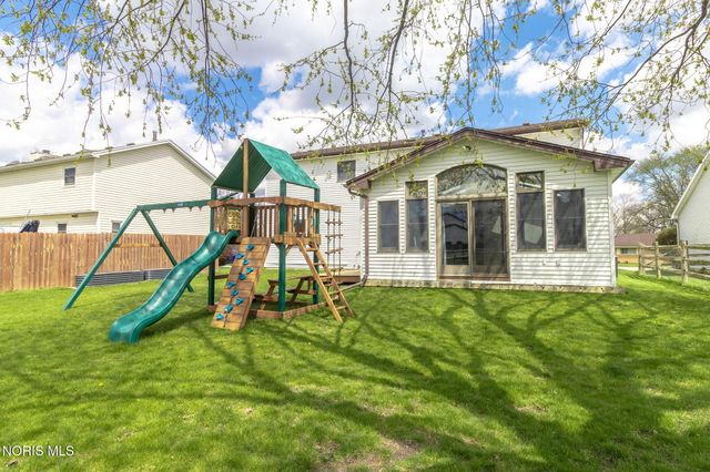 2634 Green Valley Drive, Toledo, OH 43614