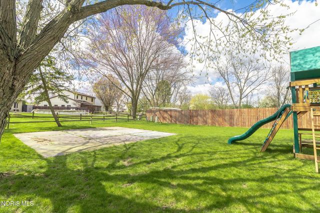 2634 Green Valley Drive, Toledo, OH 43614