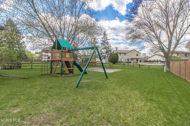 2634 Green Valley Drive, Toledo, OH 43614