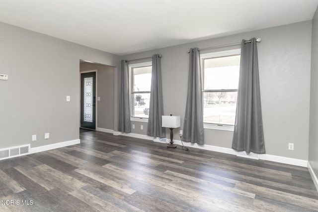 2634 Green Valley Drive, Toledo, OH 43614