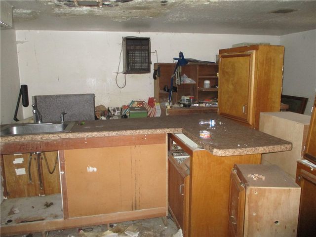 963 Venetia Rd, Peters Twp, PA 15367