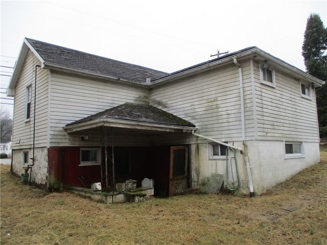 963 Venetia Rd, Peters Twp, PA 15367