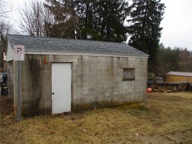 963 Venetia Rd, Peters Twp, PA 15367