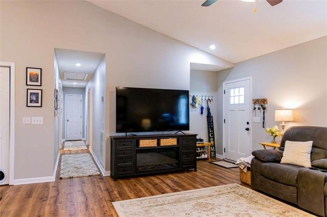 608 Ward Mountain Road, Kingston, GA 30145