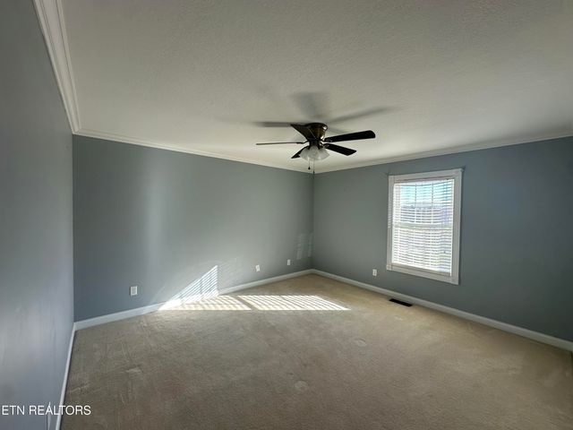 5561 Nashville Hwy, Baxter, TN 38544