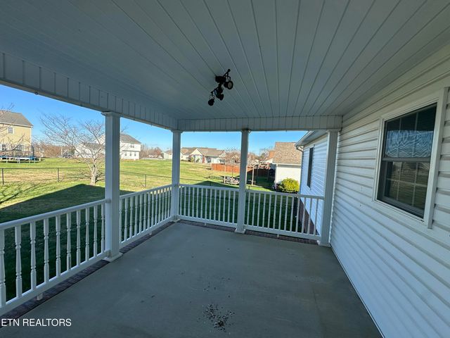 5561 Nashville Hwy, Baxter, TN 38544