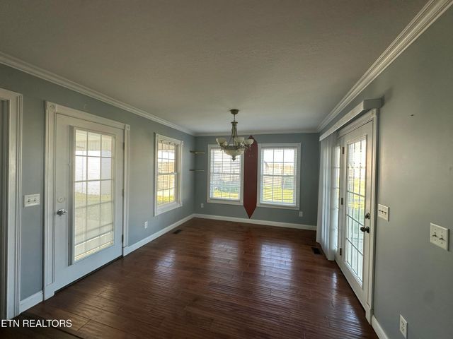 5561 Nashville Hwy, Baxter, TN 38544