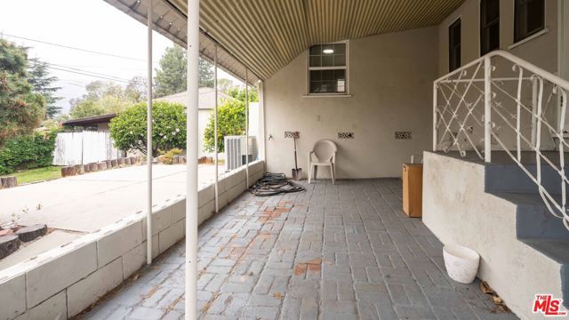2944 Mayfield Avenue, La Crescenta, CA 91214