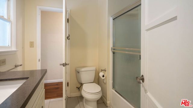 2944 Mayfield Avenue, La Crescenta, CA 91214
