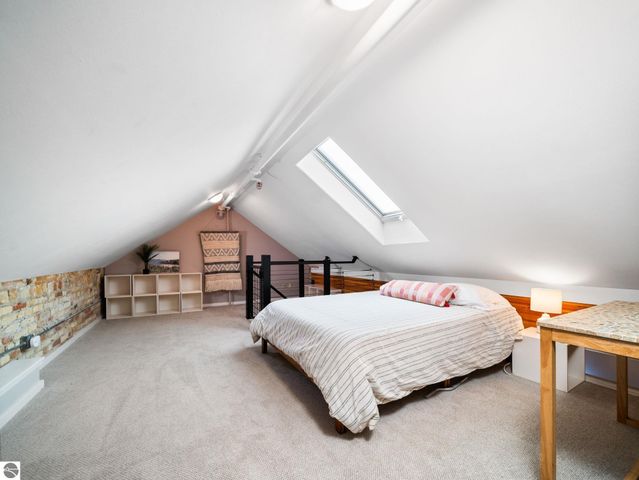 800 Cottageview Drive # 403, Traverse City, MI 49684